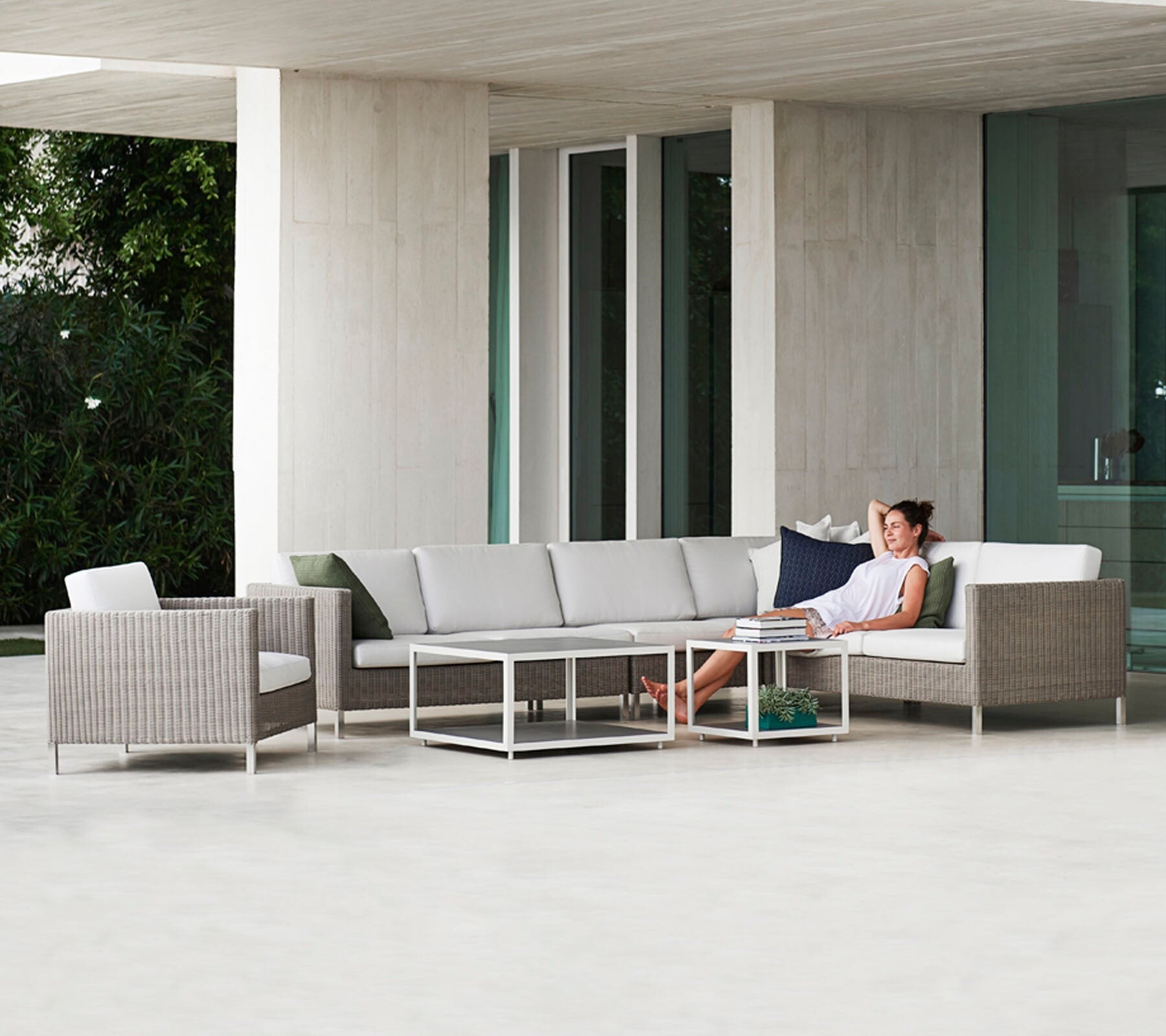 Cane-line Connect modular sofa on a covered terrace