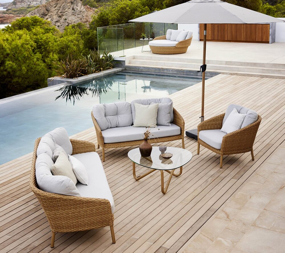 Ocean in an outdoor setting