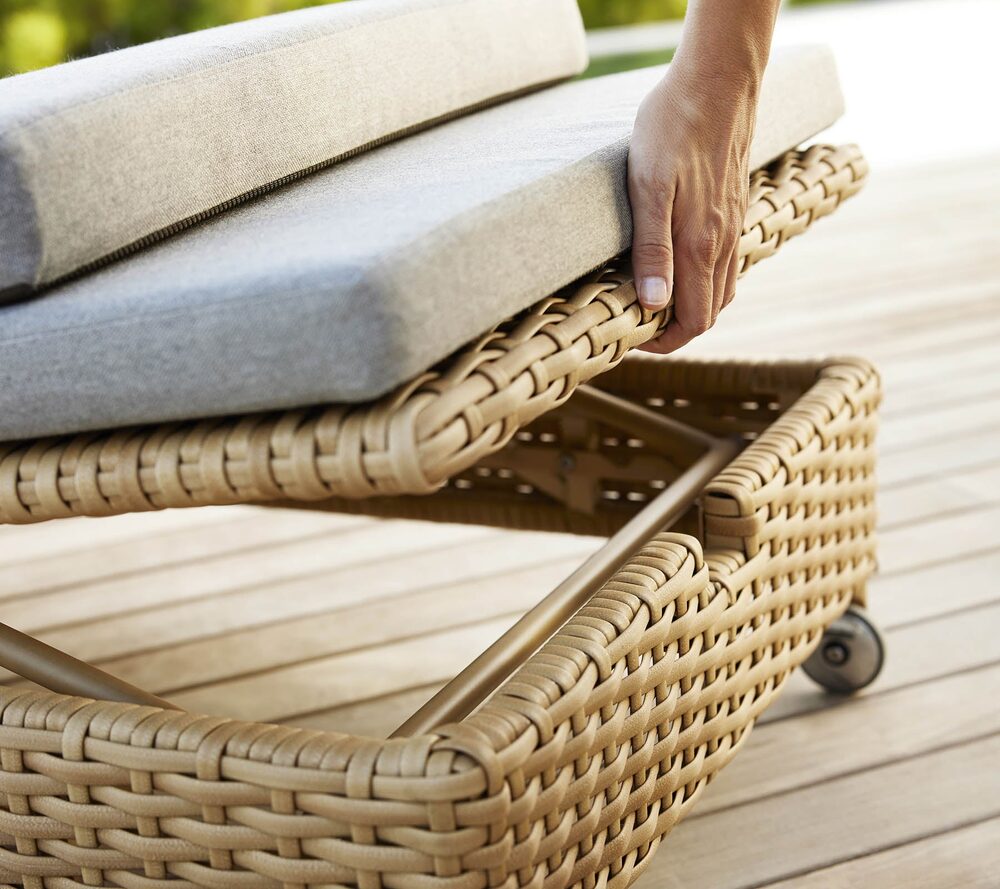 Rest outdoor detail