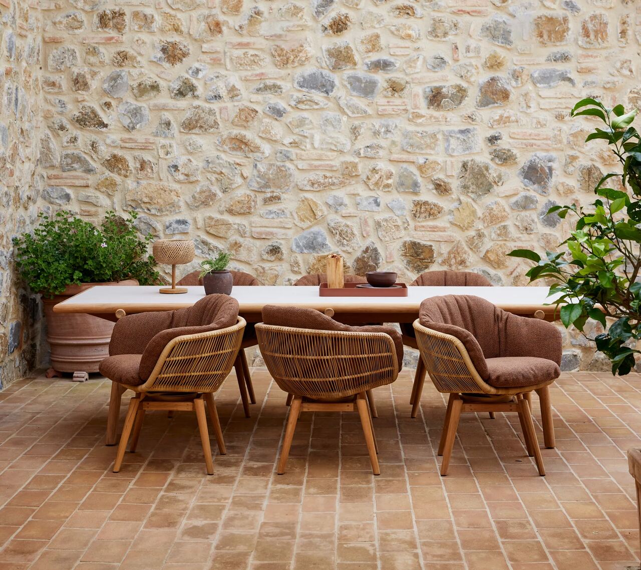 Stay chair w/teak swivel