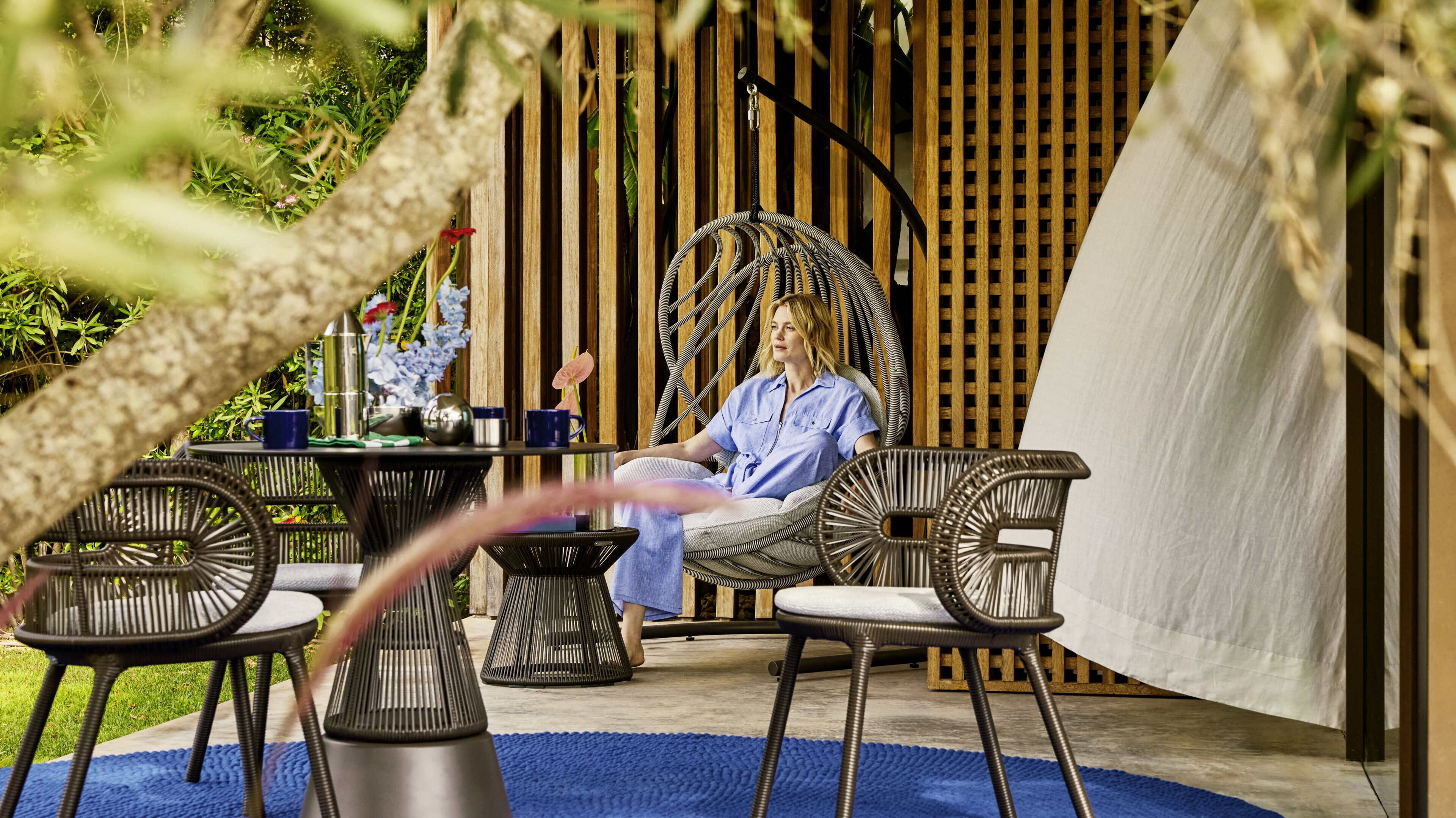 Cirql Nu outdoor collection by Dedon
