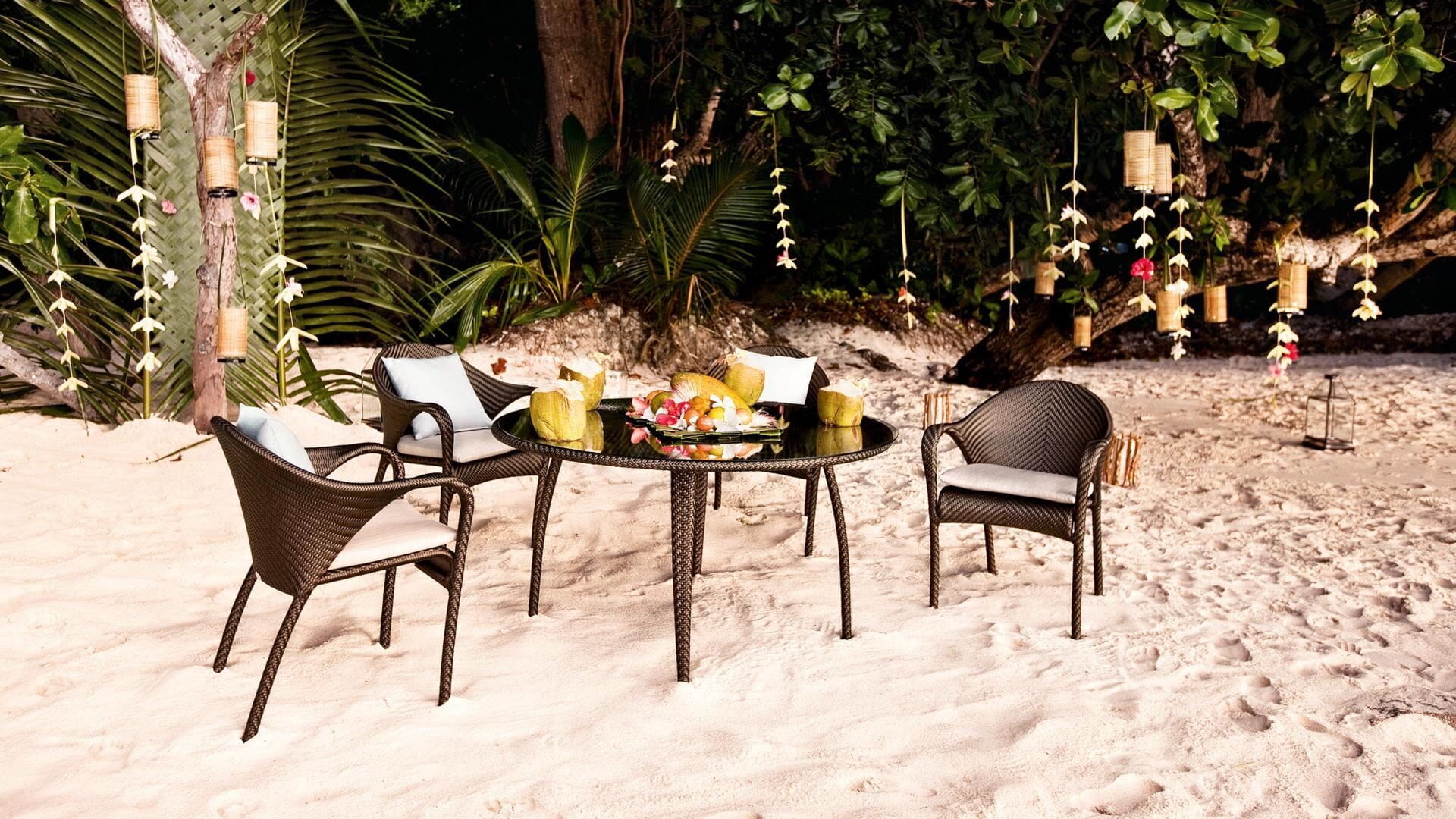 Tango by Richard Frinier for Dedon