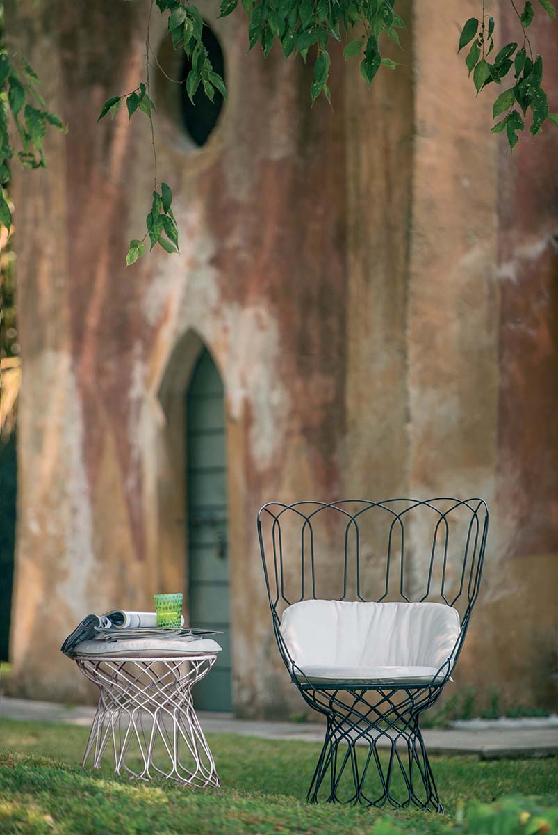 Re Armchair Table Basso Re Trouve
