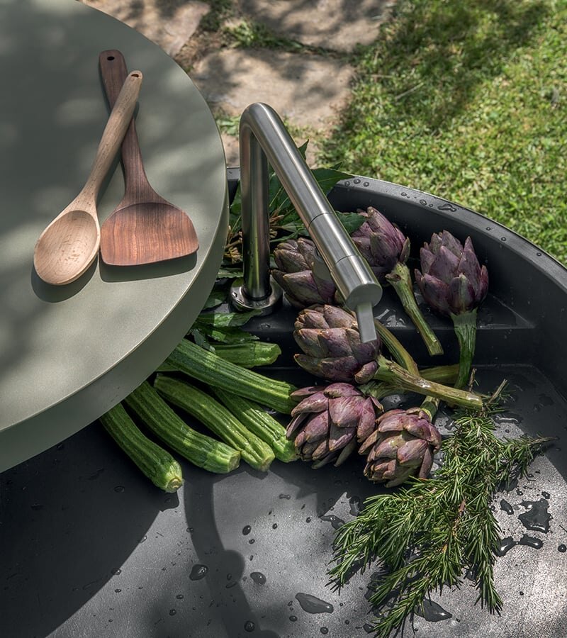 Phil outdoor collection by Ethimo