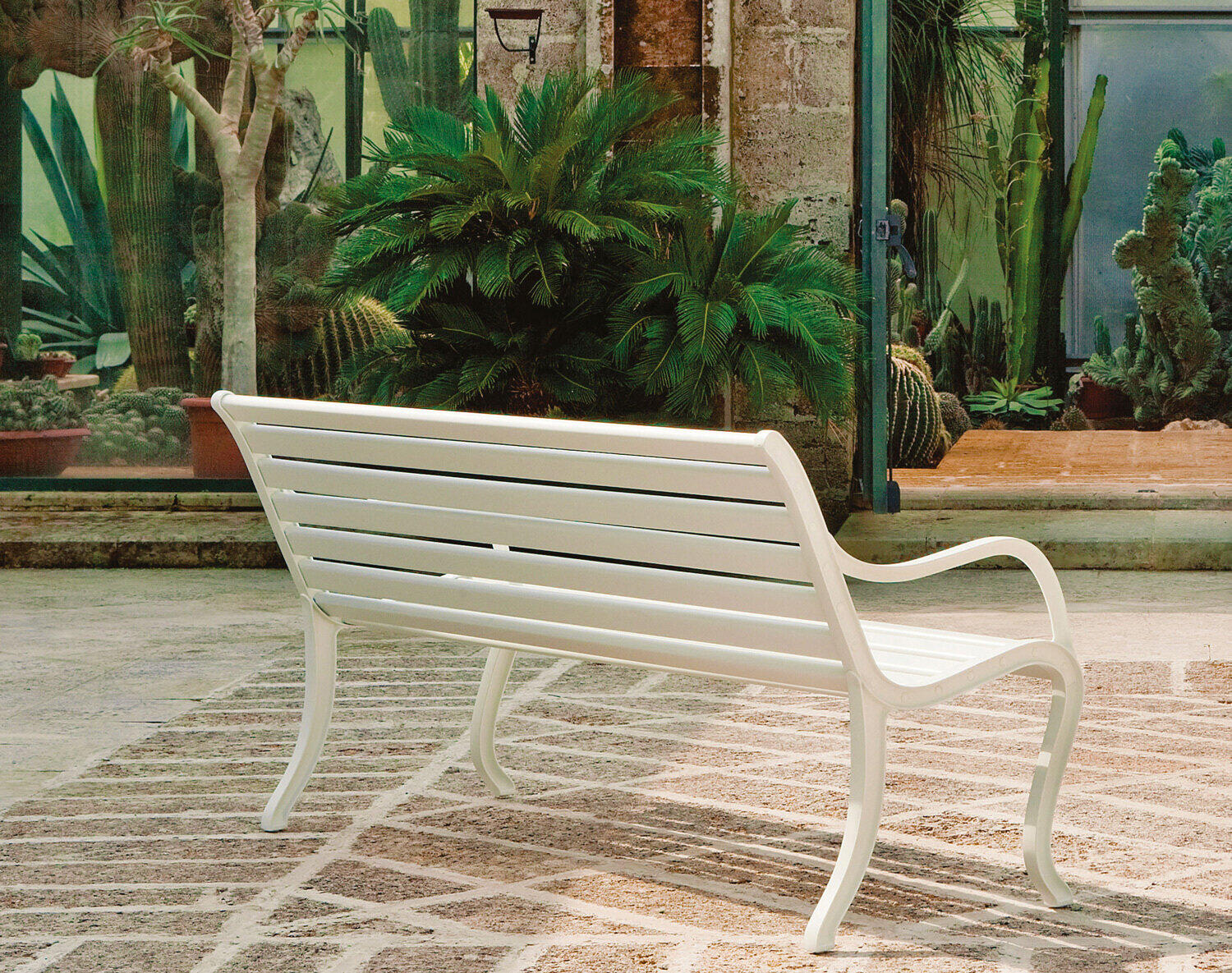 Oasi - Omnia Selection by FAST design team for FAST