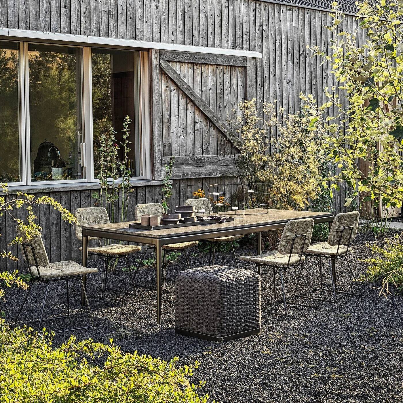 Echoes Outdoor by Antonio Citterio for Flexform
