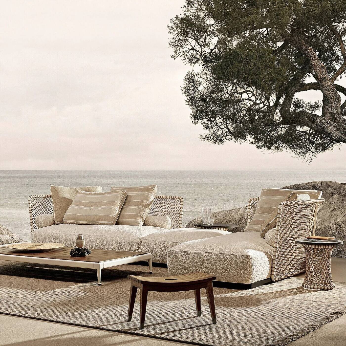 Oasis terrace setting