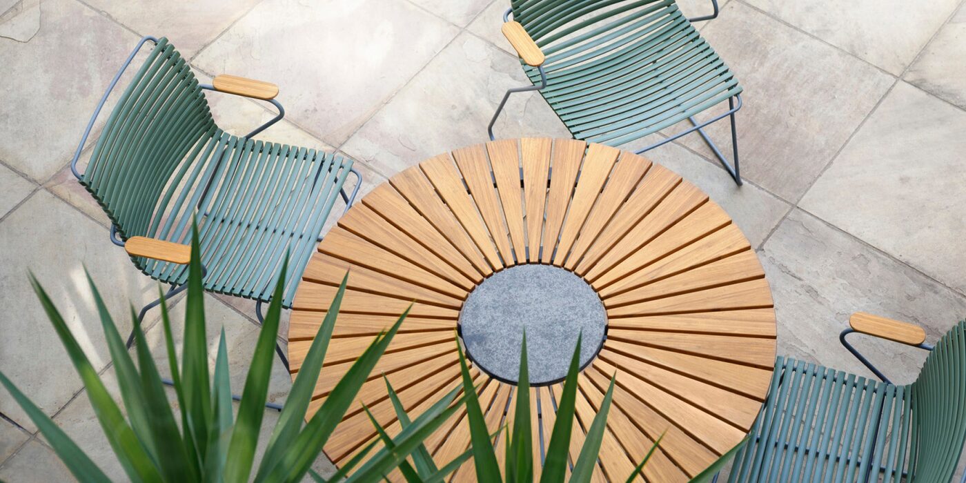 Circle styled outdoors