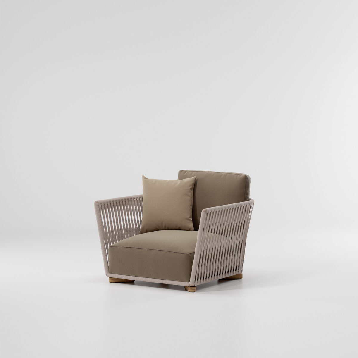 Grand Bitta Club Armchair