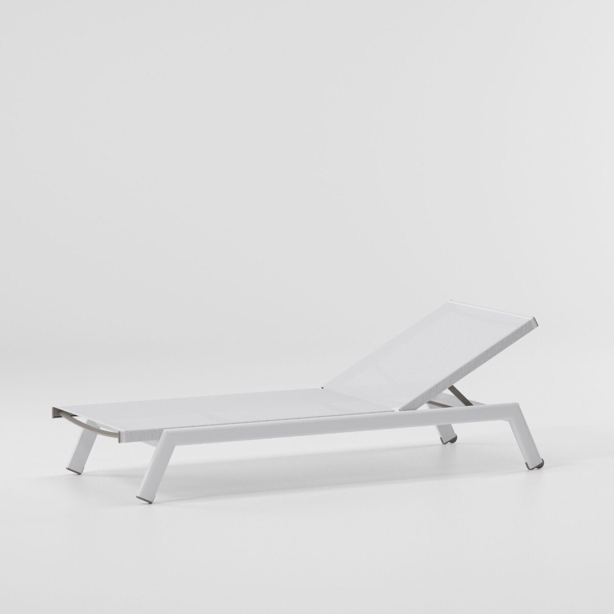 Molo Deckchair with Small Wheels