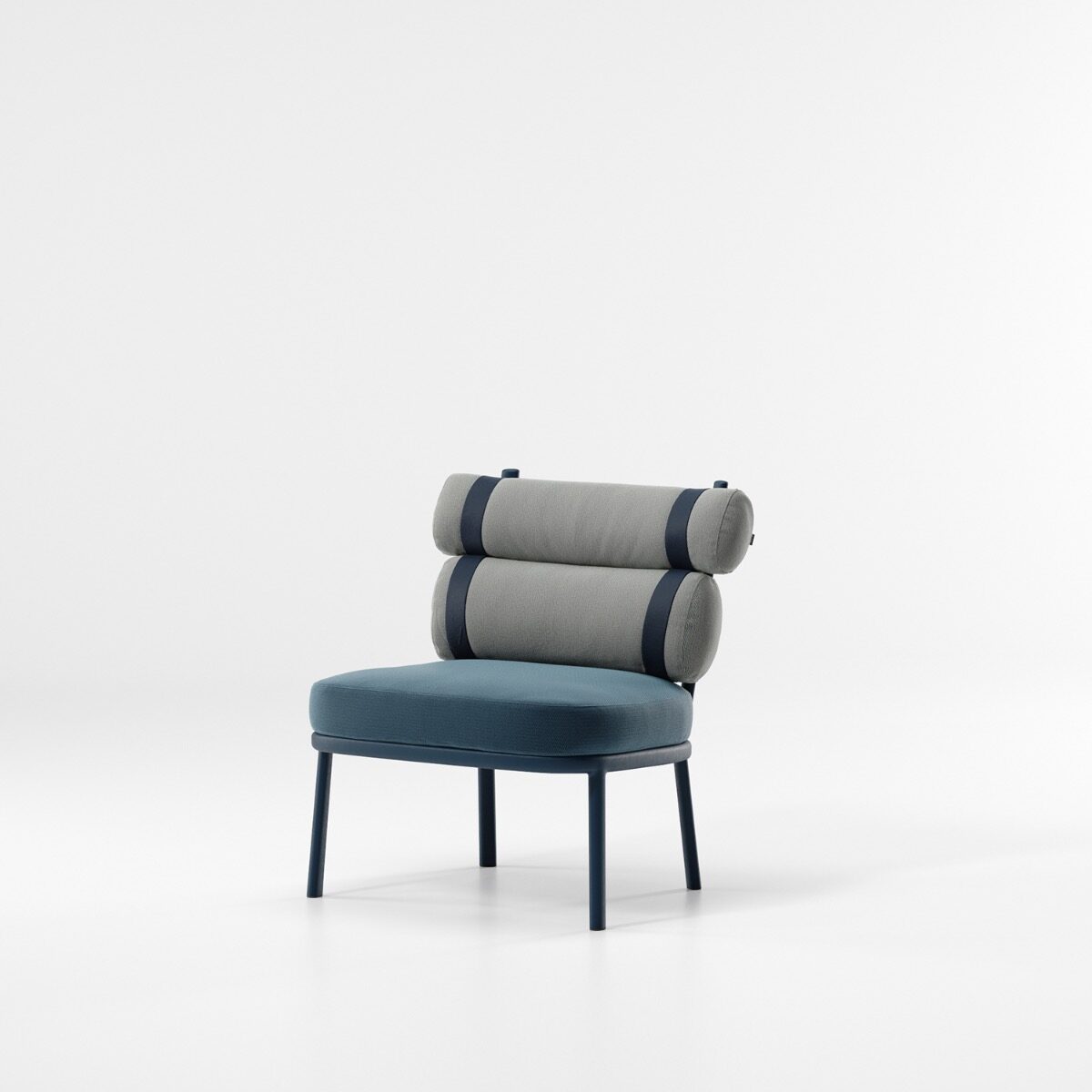 Roll Club Chair