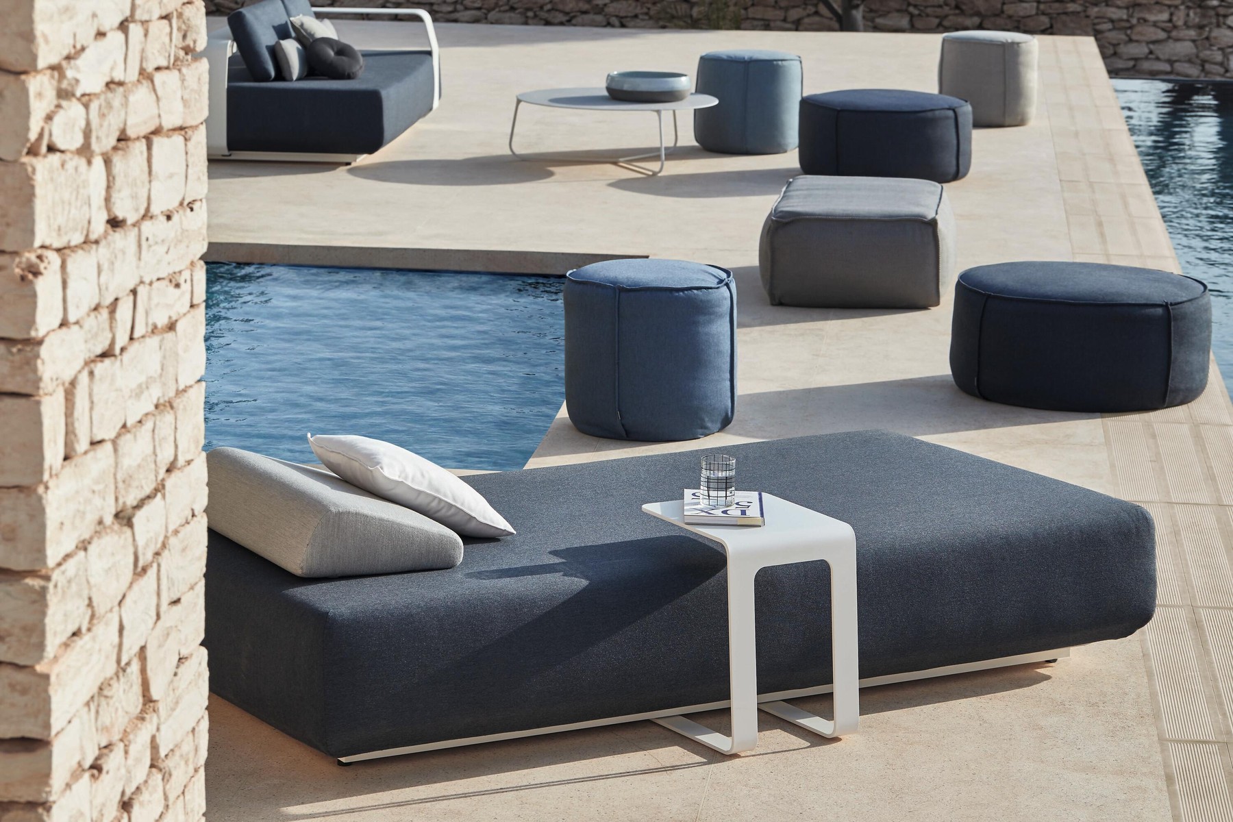 Lina outdoor installation