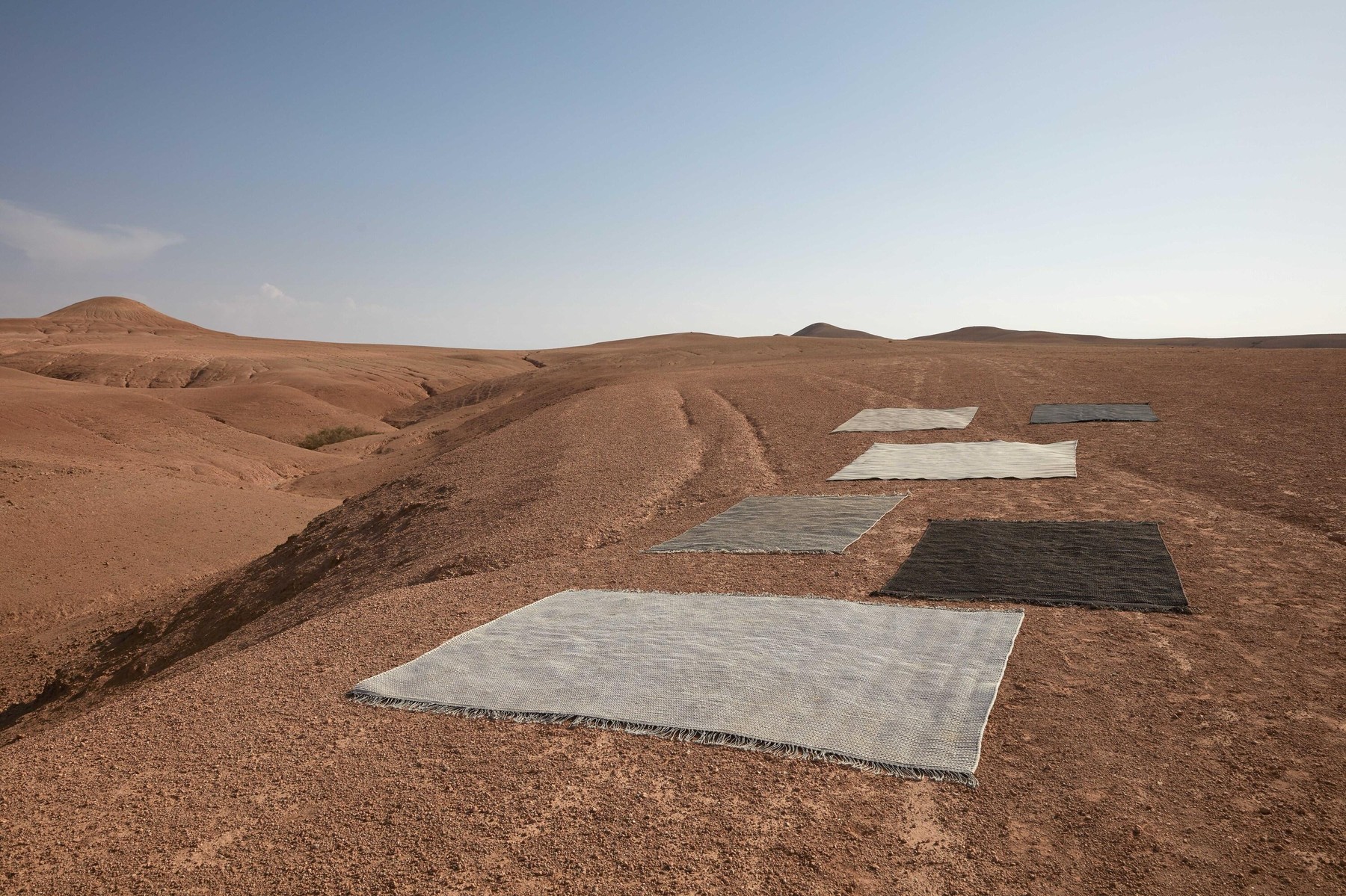 Linear outdoor rug by Manutti Design Studio for Manutti
