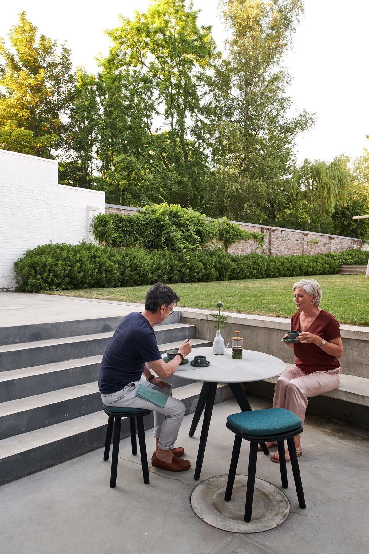 Solid outdoor installation