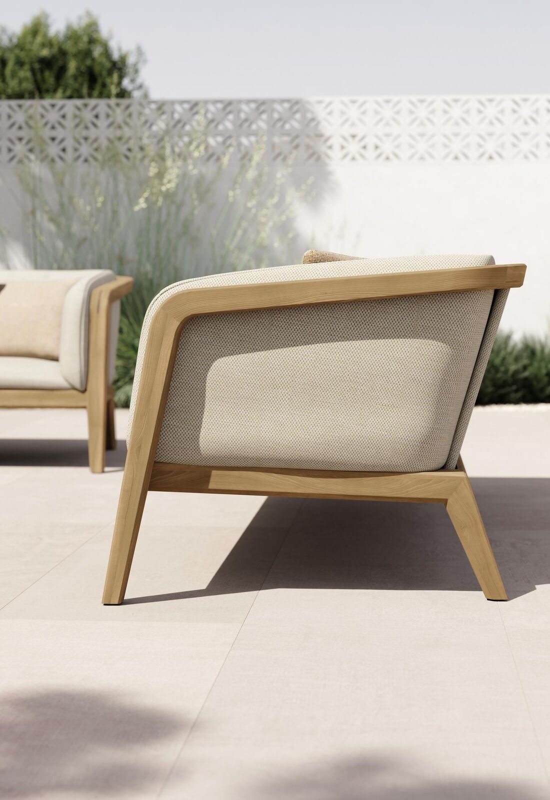 Sunrise sun lounger with textile straps
