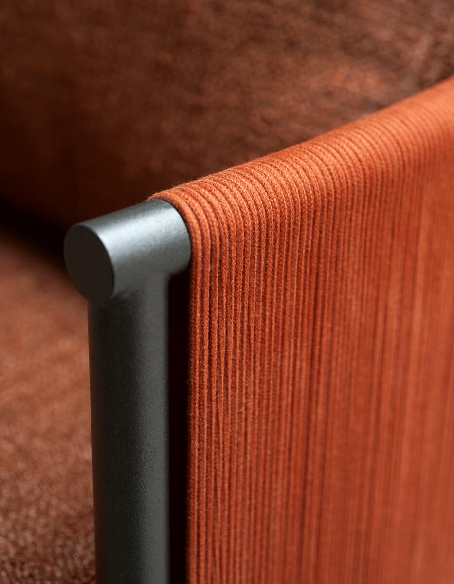 Saddle · view 3