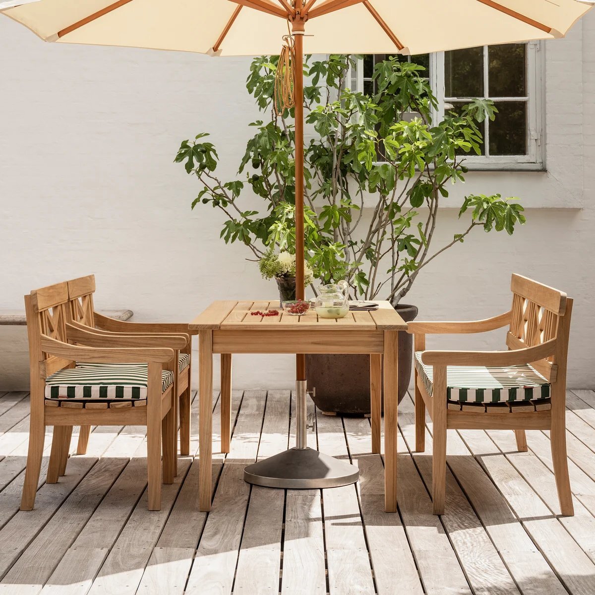 Drachmann teak dining table and chairs by Bernt Santesson for Skagerak