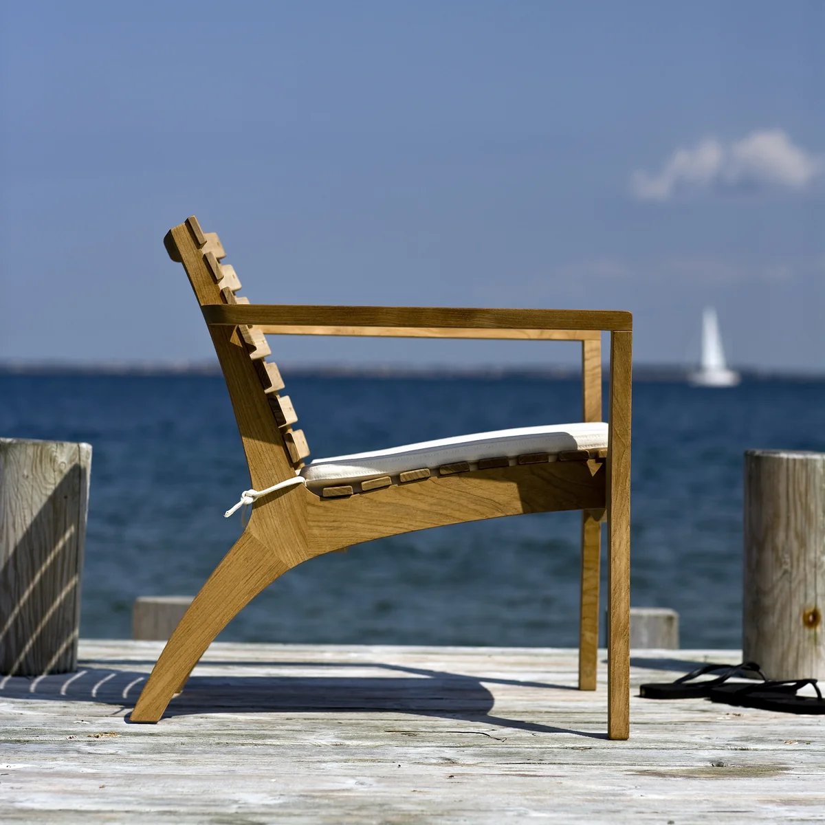 Regatta teak lounge in an outdoor setting