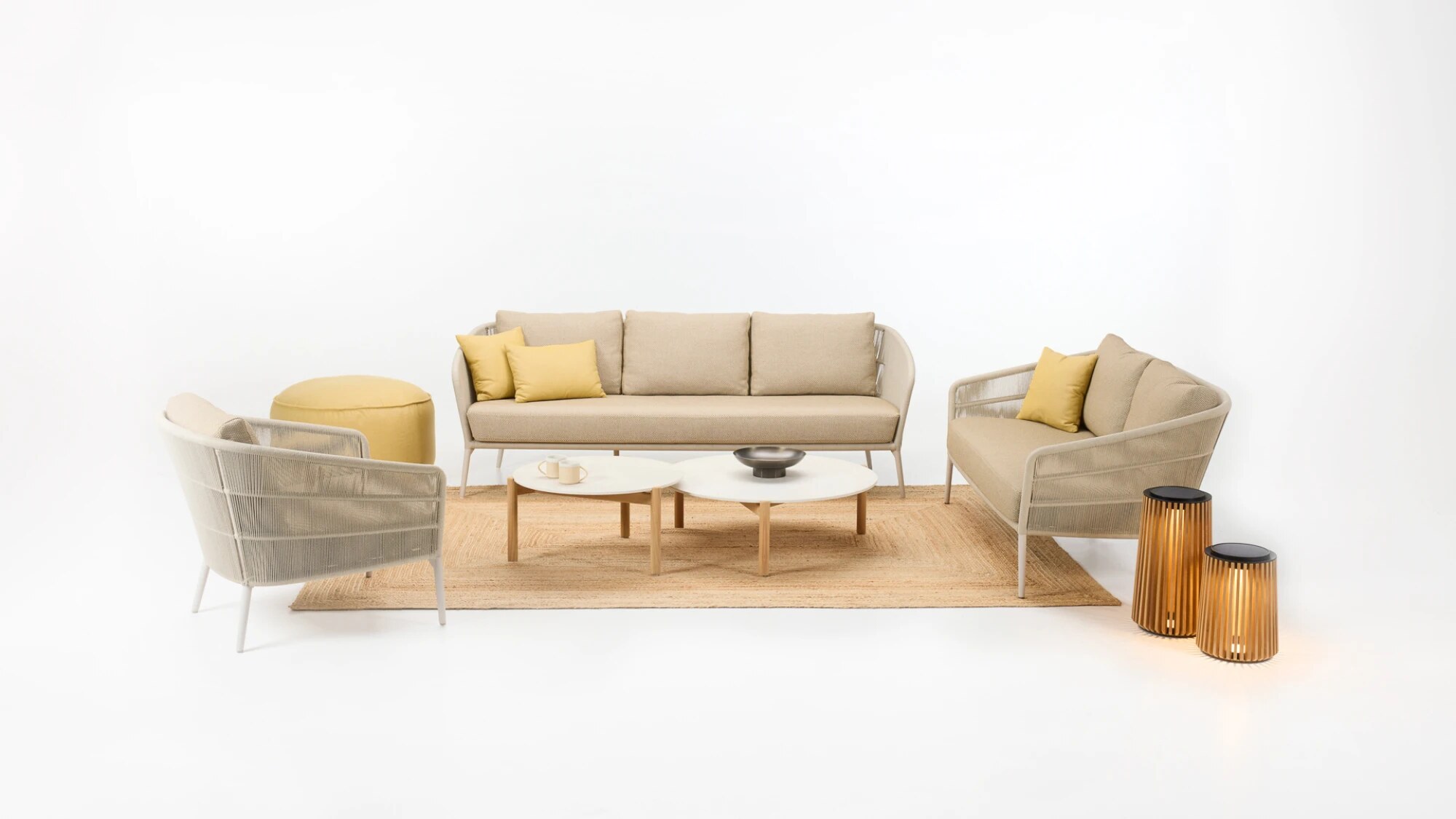 Akari outdoor collection