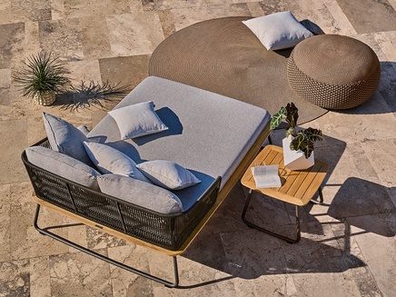 Denia daybed with cushions and pouf