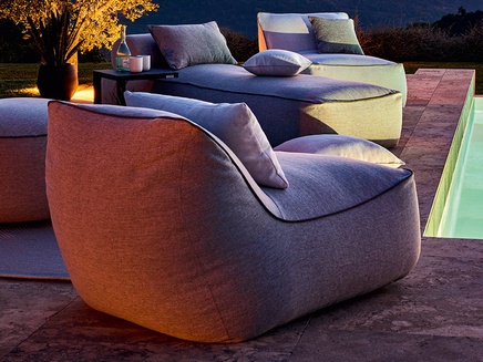 Maliha lounge bed with chair, footstool and rug